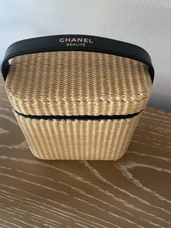 CHANEL Handbags - CHANEL Beauté Natural Straw Cosmetic Case with Black Trim